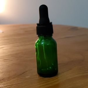 24 COUNT 1/2 ounce green dropper bottles
